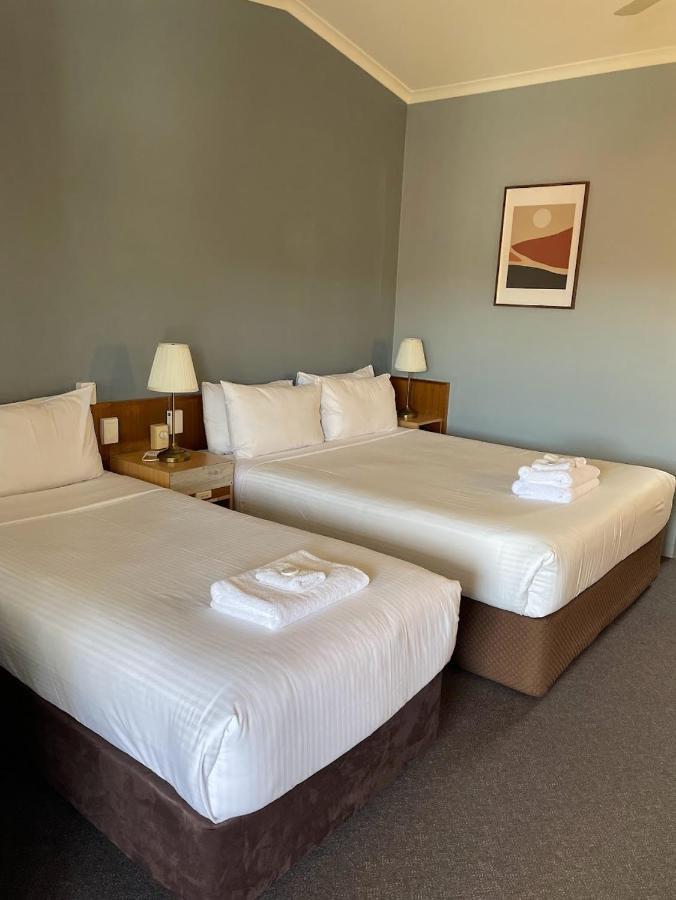 Waterview Gosford Motor Inn Esterno foto
