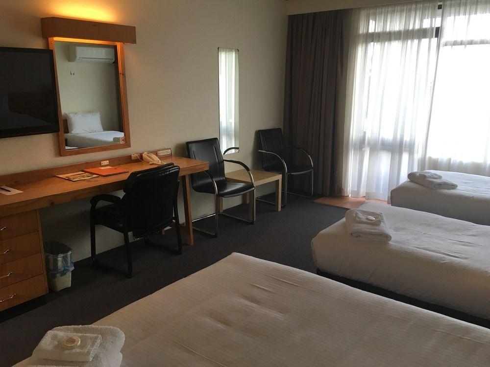 Waterview Gosford Motor Inn Esterno foto